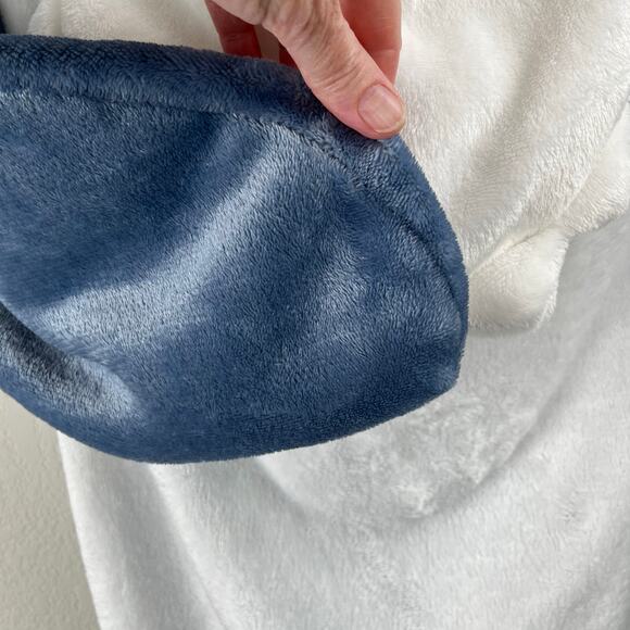 Hooded Fleece Shark Blanket Sleeping Bag One Piece Gray White Unisex Kids Large - Picture 10 of 15